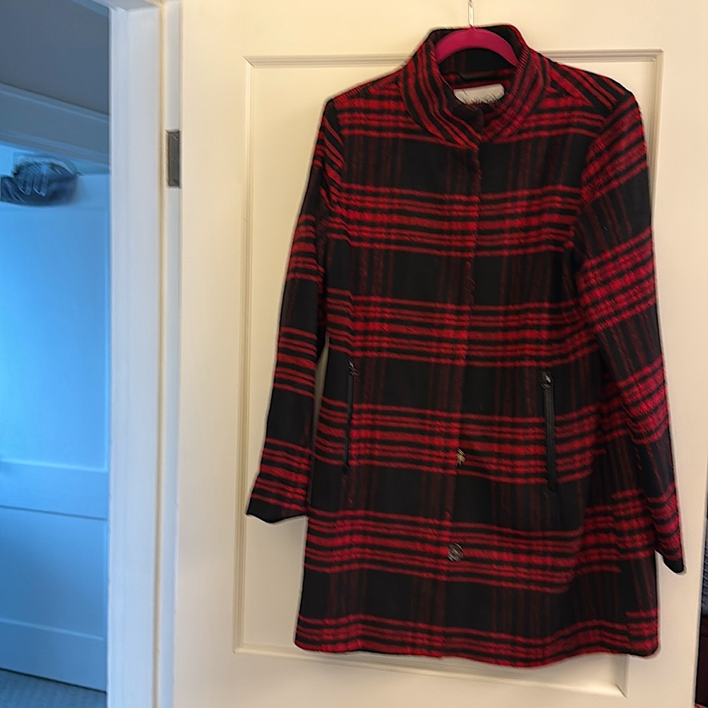 Beautiful Coat!  So soft!